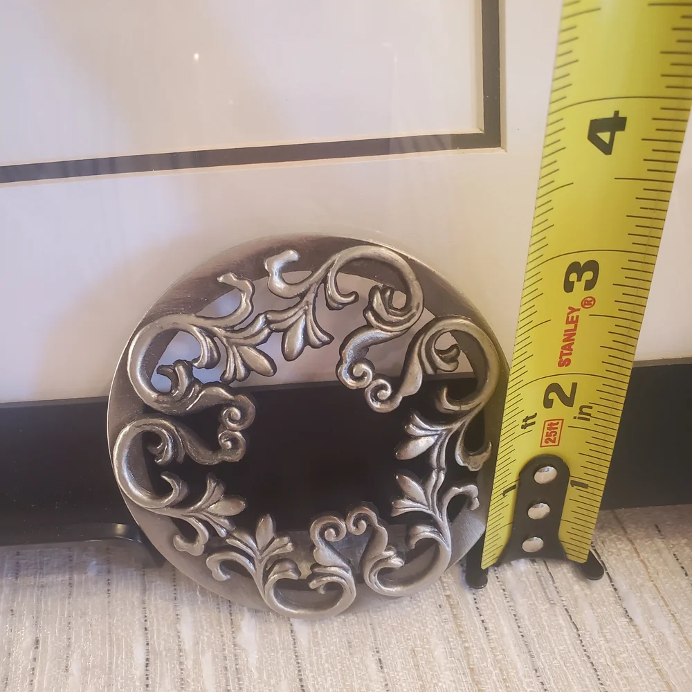 Silver Floral/Filagree Candle Topper